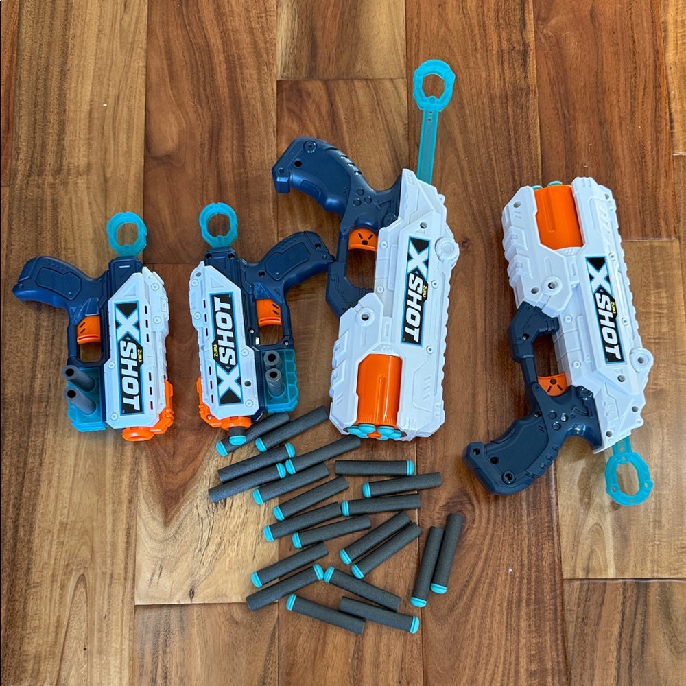 ZURU X-Shot dart blaster x 4 guns